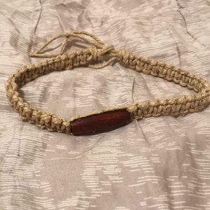 Hemp choker, wooden bead
